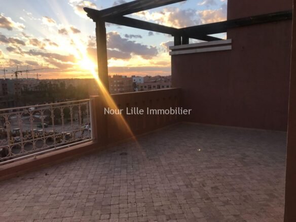 Beau duplex haut standing